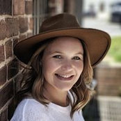 Amy Holland's photo