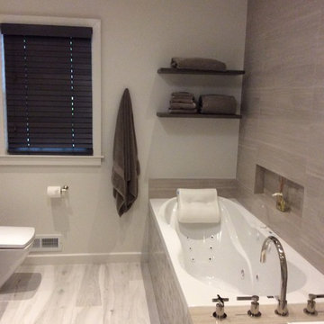 Sleek Modern Bath