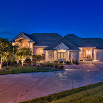 Stunning Lakefront Home - Newport Landing
