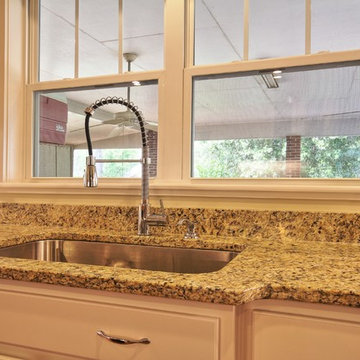 Pomaria- Capital Kitchen Cabinets & Counter Tops, Addition by Lafiite & Gallup