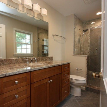 Contemporary Artistic Bathroom