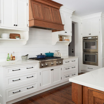 Libertyville Custom Farmhouse Kitchen