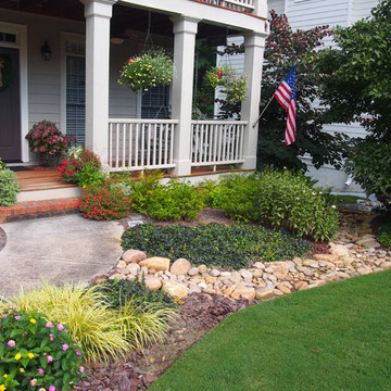 Small, Charming & Colorful Front Yard Makeover