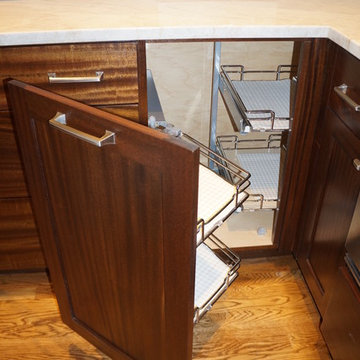 Blind Corner Pullout