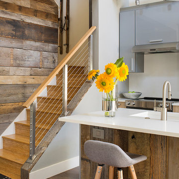 Simple Kitchen Cable Rail