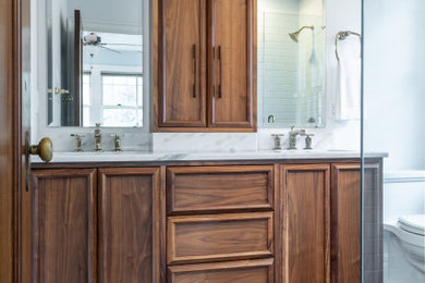 Bathroom - mid-century modern bathroom idea in St Louis