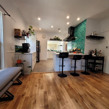 GREEN AND WHITE KITCHEN