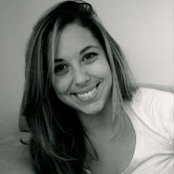 Laura Perrys foto
