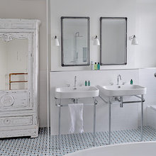 Creek Hall Bath