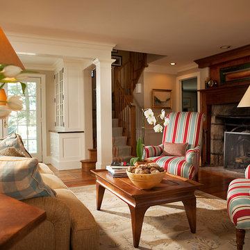 Renovated Pre-Civil War Barn and 1700's House - Pawcatuck, CT