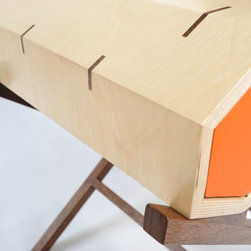 Invader - Side table - Products