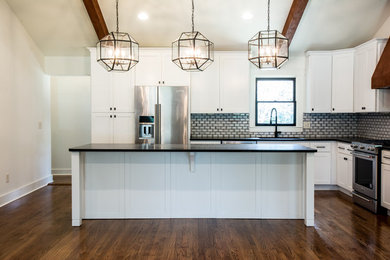 Kitchen - transitional kitchen idea in Atlanta