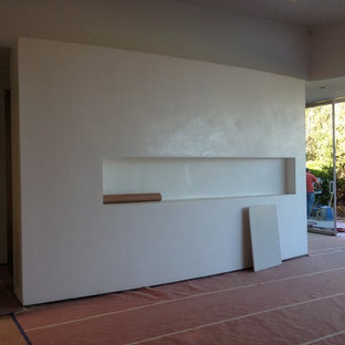 Home design - modern home design idea in Orange County