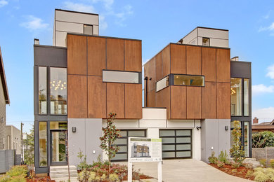 Exterior home photo in Seattle