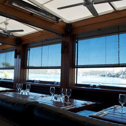 Clear & Shade Retracting Screens, Hugos Manly, Sydney, Australia - Outdoor Products