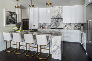 Kitchen - kitchen idea in New York