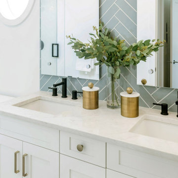 A Stunning Bathroom with Shaker Doors & Elegant Quart Countertop
