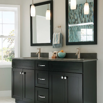 KraftMaid: Maple Recessed Door in Onyx