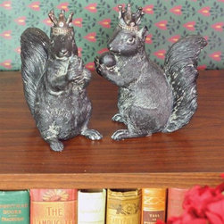 Regal Squirrels (Pair) - Decorative Objects And Figurines