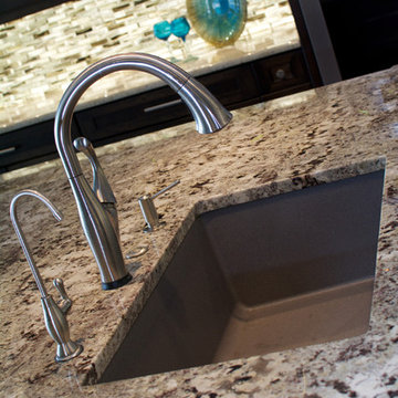 Modern Glow Kitchen