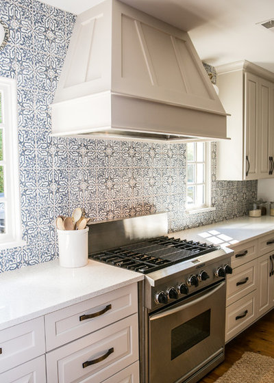 Farmhouse Kitchen by Kat Nelson Designs