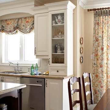 Candlelight Drive: Kitchen
