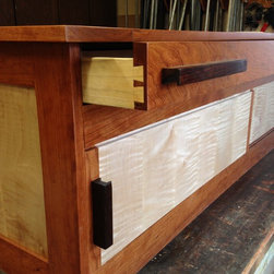 Low table and storage - Products