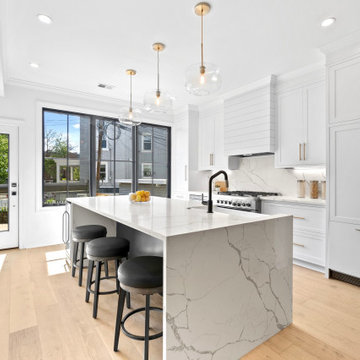 High End Custom Kitchen Cabinets and Bathroom Vanity