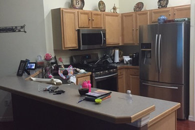 Trendy kitchen photo in Orlando