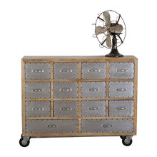 travis dresser