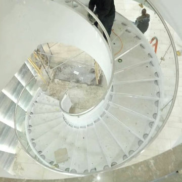 Commercial Curved Staircase Wood Tread Glass Railing