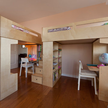 Long Island City; Two sister share a spacious room