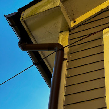 Exterior panting.
