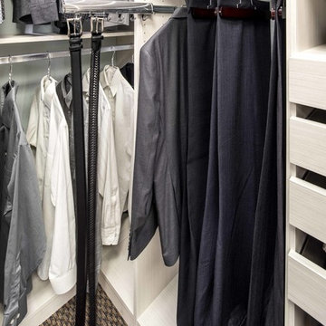 Bianco Walk-In Closet Display - Campbell Showroom