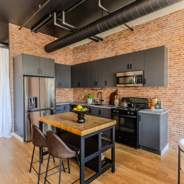 Hollywood - Studio Remodeling