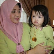 Foto von Amy Junaidi