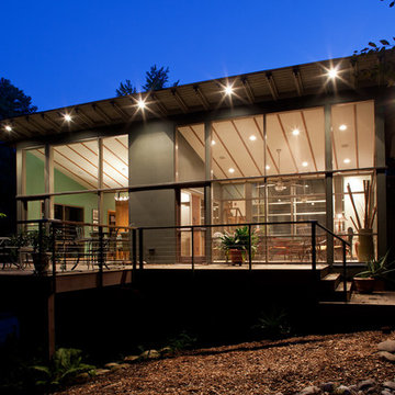 3 Pavilions