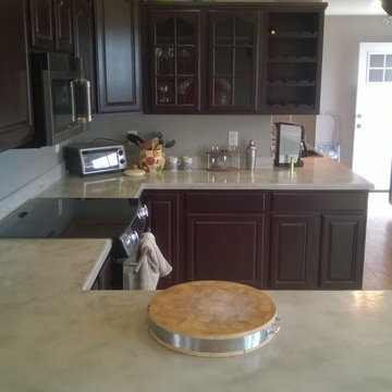 The Tired Oak Kitchen - Re-imagined
