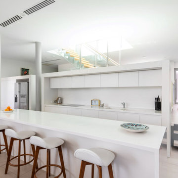 Elegant and Refined Kitchen Overlooking Brisbane River
