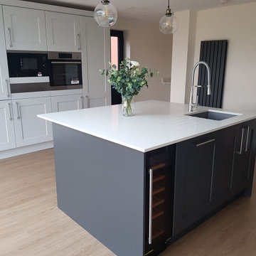 An Innova Stanbury Dove Grey & Carbon Shaker Kitchen - Real Customer Kitchens 20
