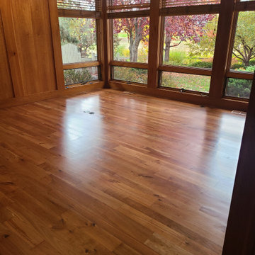 Examples of different wood species: American Cherry