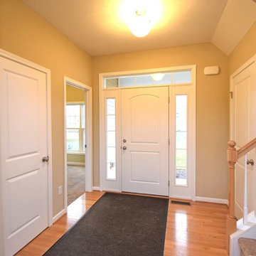 Summer Lake Model Home Near Rochester, NY Main Entryway
