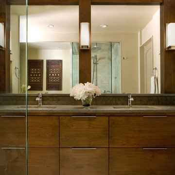 Luxe Bath