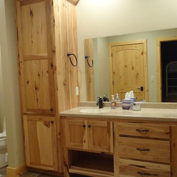 Heirloom - Rustic Allure