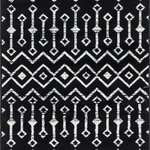 Unique Loom - Rug Unique Loom Moroccan Trellis Black Rectangular 3'3x5'3 - With pleasant geometric patterns based on traditional Moroccan designs, the Moroccan Trellis collection is a great complement to any modern or contemporary decor. The variety of colors makes it easy to match this rug with your space. Meanwhile, the easy-to-clean and stain resistant construction ensures it will look great for years to come.