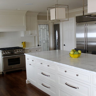 Transitional White Kitchen