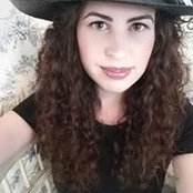 Raquel Larson's photo