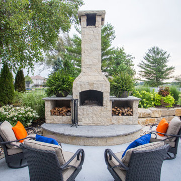 Lee's Summit Raintree Lake Oasis