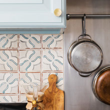 kitchen window tile surround