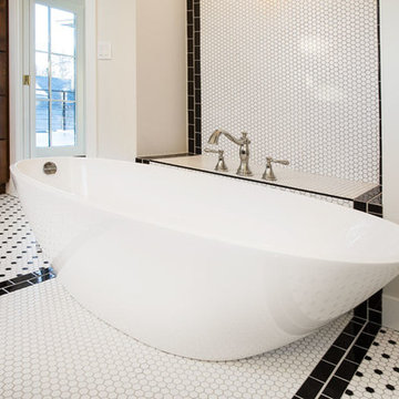 Perfect Blend of Traditional and Contemporary Design